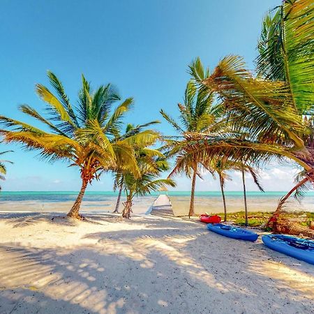Blue Water Beach Villas San Pedro  Exterior foto