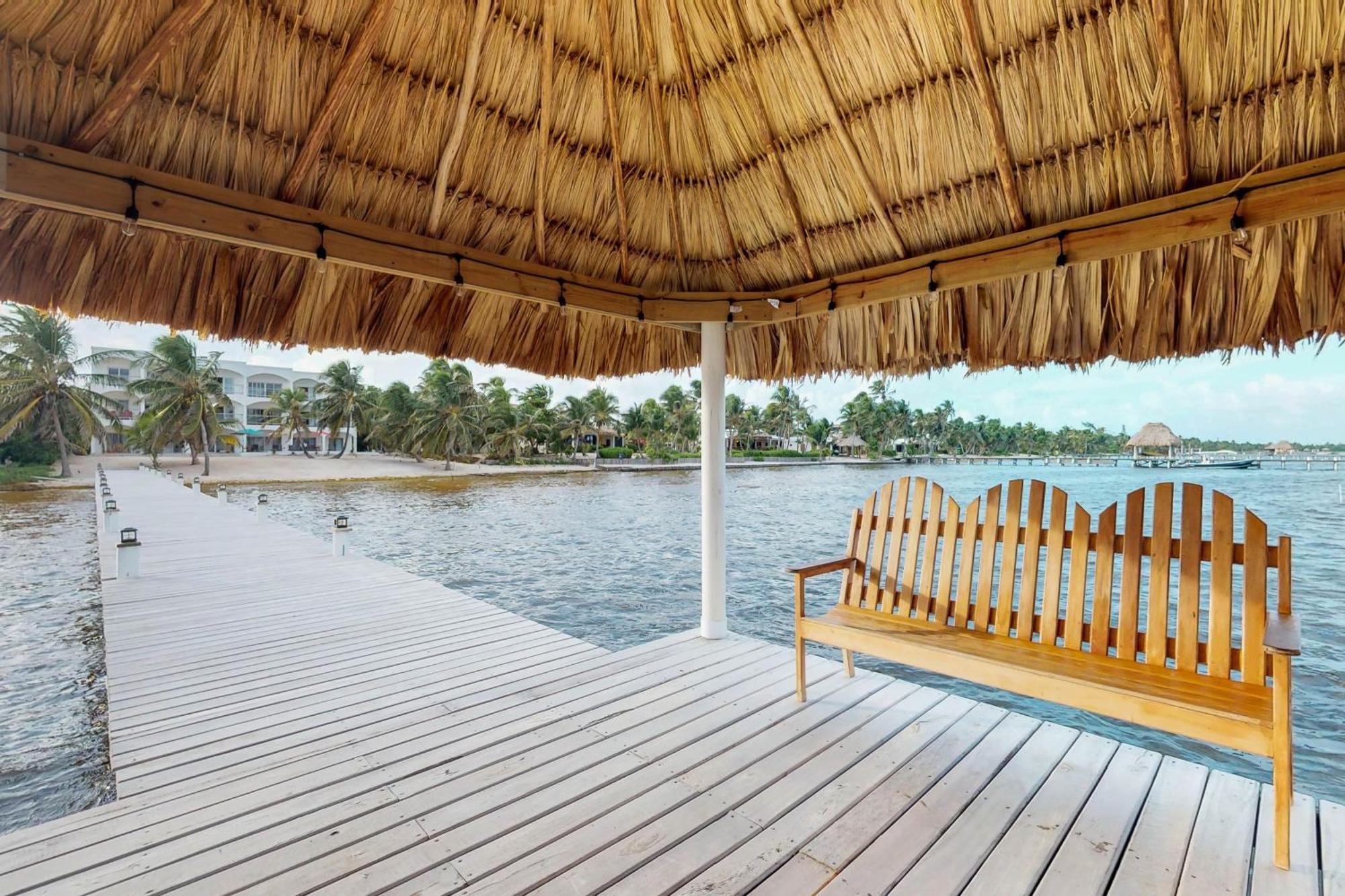 Blue Water Beach Villas San Pedro  Habitación foto