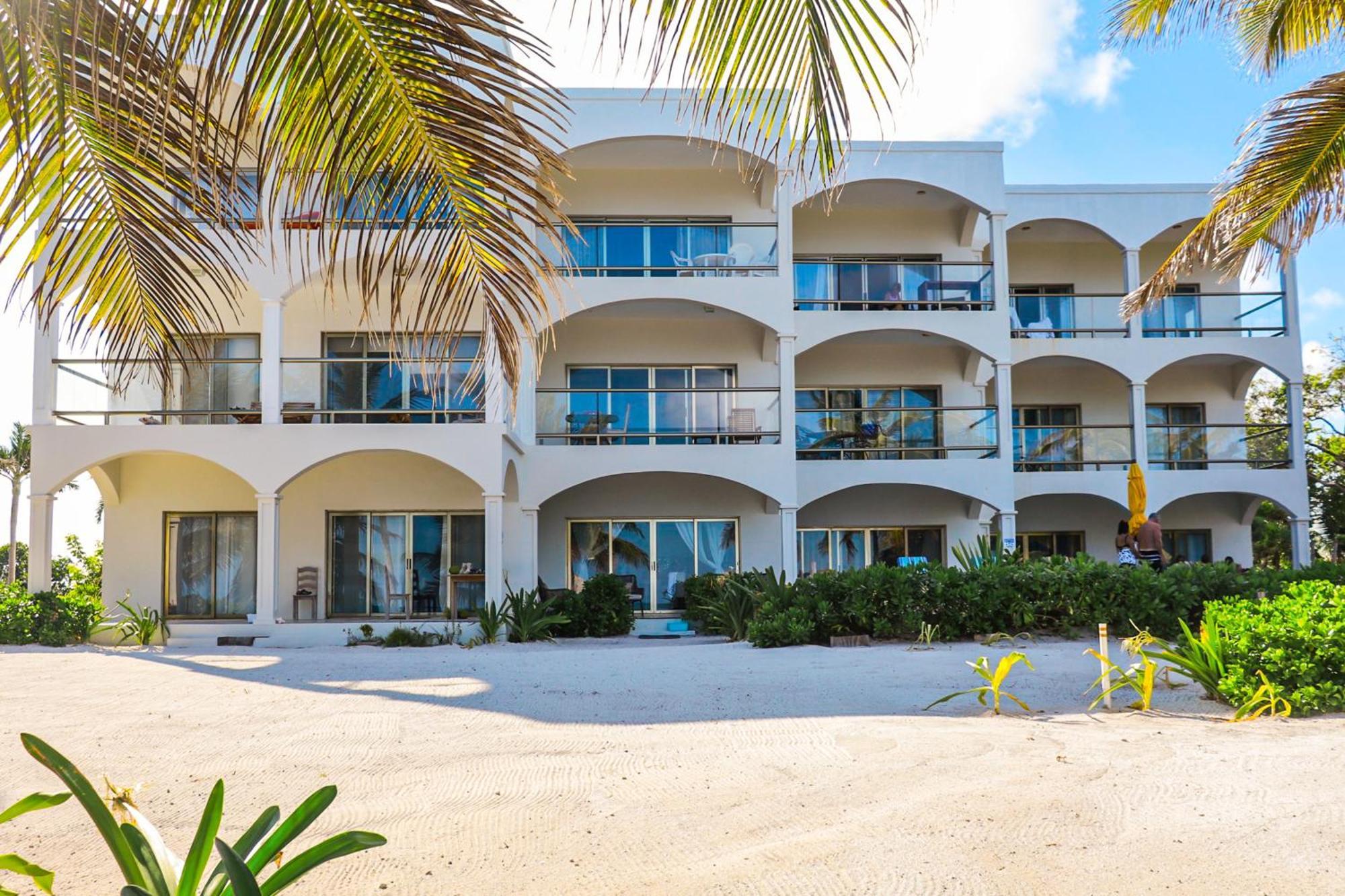 Blue Water Beach Villas San Pedro  Habitación foto