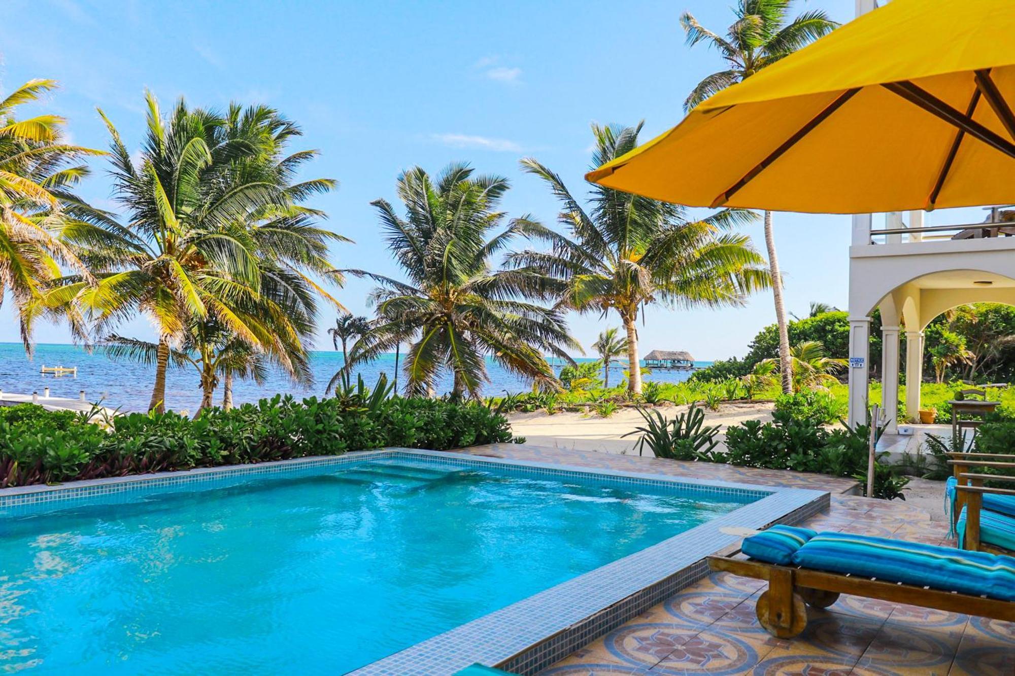 Blue Water Beach Villas San Pedro  Habitación foto