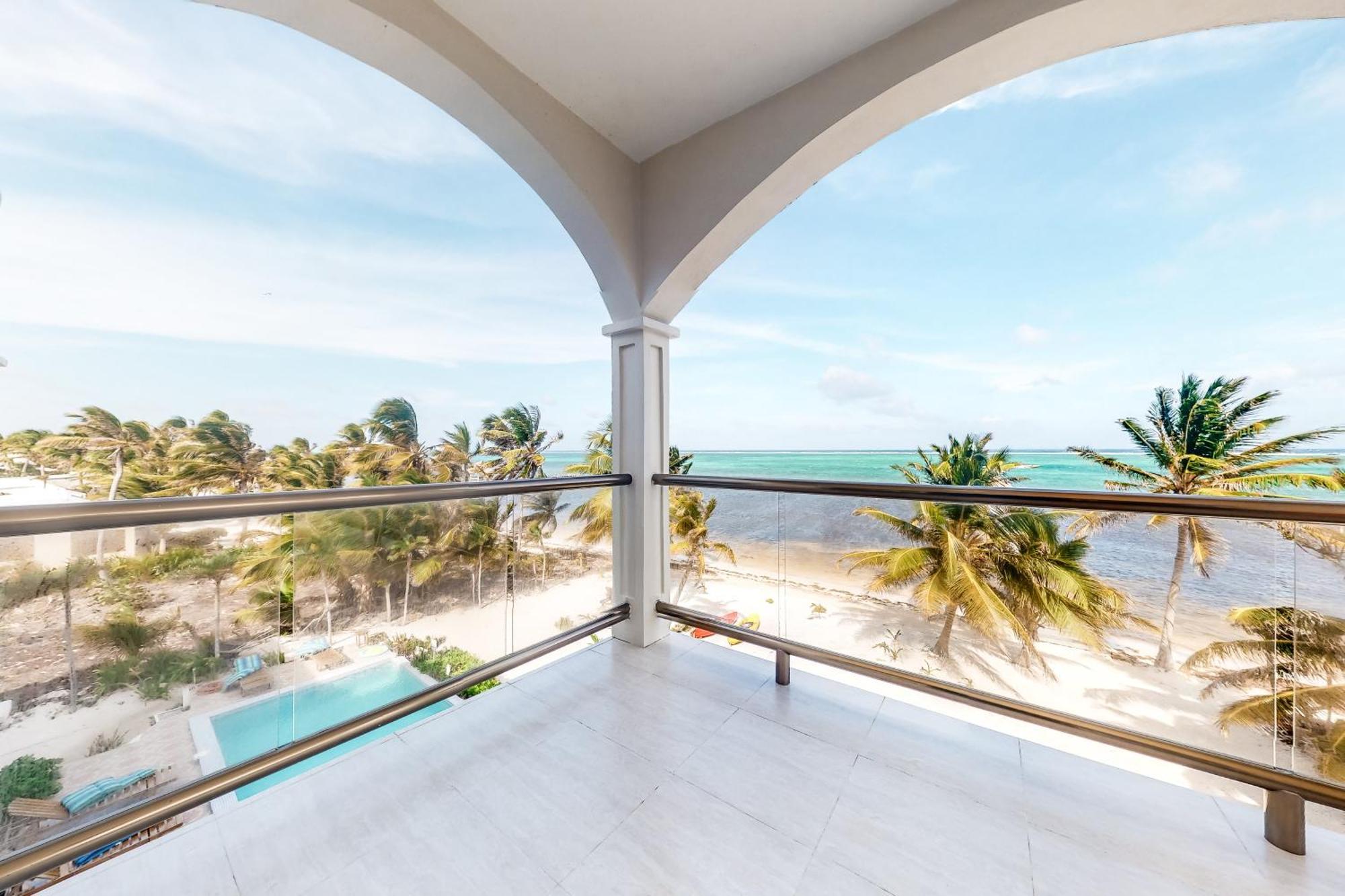 Blue Water Beach Villas San Pedro  Habitación foto