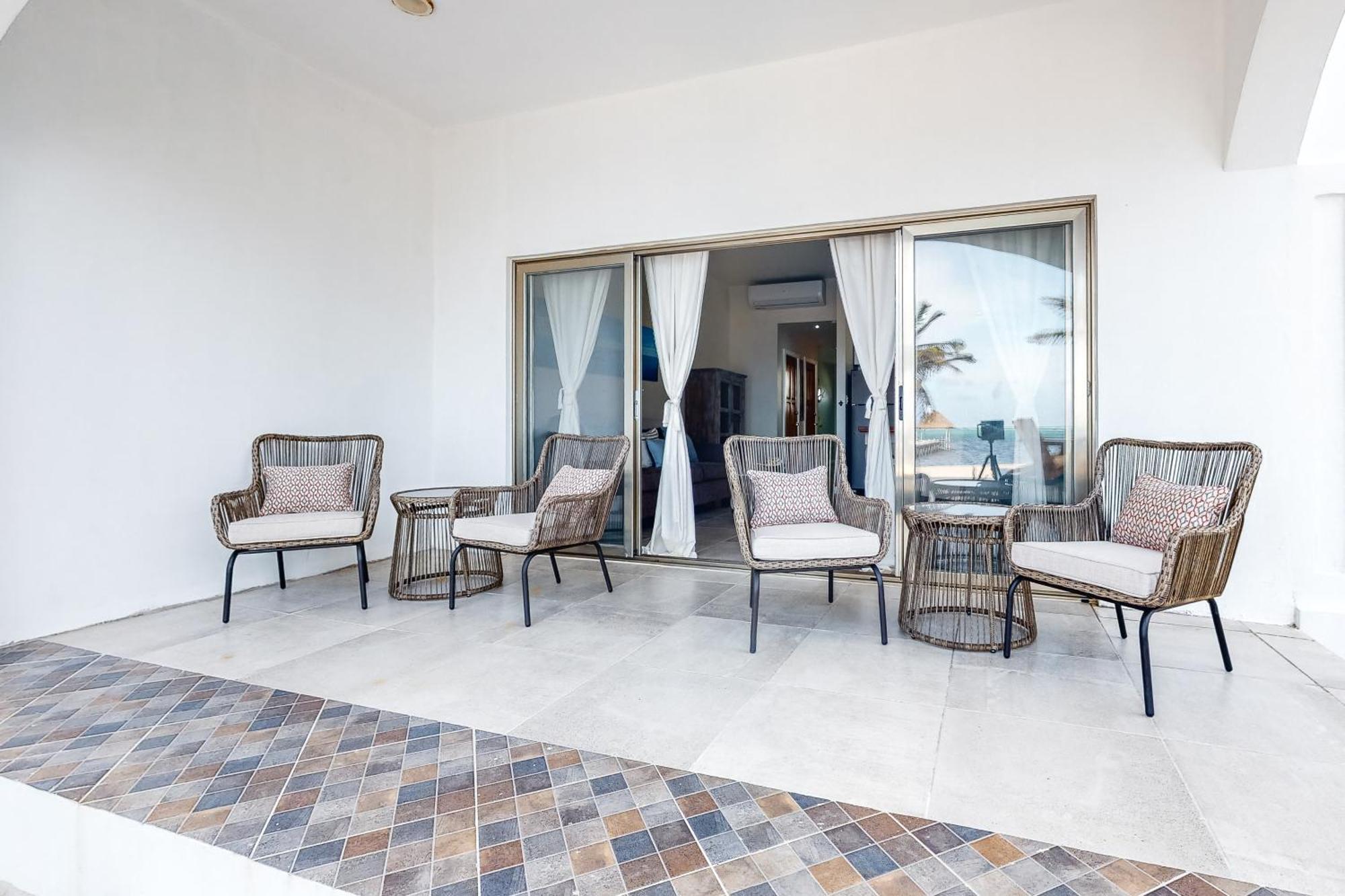 Blue Water Beach Villas San Pedro  Habitación foto